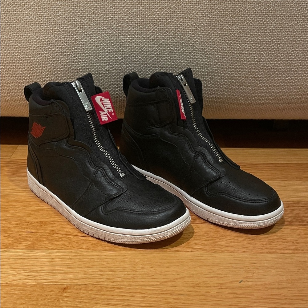 Women's Air Jordan 1 High Zip Premium Size 7